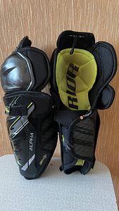 Щитки детские Warrior Alpha DX (3 фото из 4)