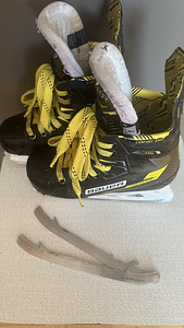 Laste uisud BAUER SUPREME M4 (5 foto / 7)