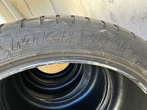 Michelin Lattude Sport 3 295/35 R21 (4 foto / 4)