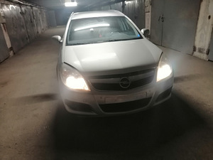 Opel Vectra (7 фото из 9)