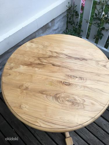 Круглый деревянный стол (фото #3)