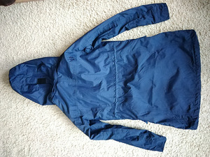 Didriksons tumesinine k/s parka, suurus 140 (2 foto / 3)
