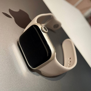 Apple Watch Series 7 (41 mm) GPS : Starlight (2 foto / 8)