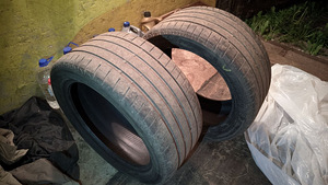 275/45 ZR18 Potenza SPORT (103Y) (1 foto / 3)