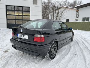 BMW 323TI (4 фото из 9)