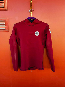M suurus Rip Curl Bib-Pant ja Long Sleeve kalipso (3 foto / 3)