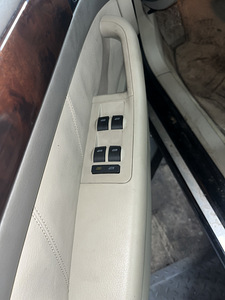 Audi a6 varuosad (8 foto / 10)