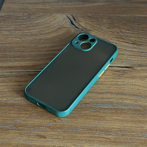 Чехол на iPhone 13 mini (3 фото из 3)