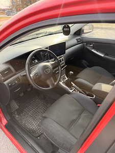 Toyota corolla (5 foto / 9)