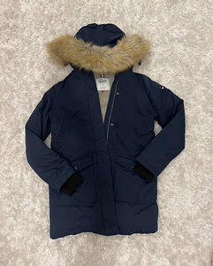 Tommy Hilfiger parka (1 foto / 3)