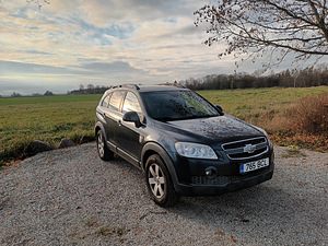 Chevrolet Captiva (1 фото из 8)