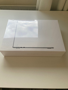 [UUS] Macbook Air 13" 256GB/8GB (2022) Silver, SWE (2 фото из 3)