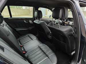 Mercedes-Benz E350 4MATIC Bang&Olufsen (7 foto / 14)