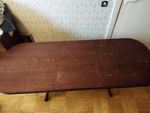 Стол раздвижной (3 фото из 4)