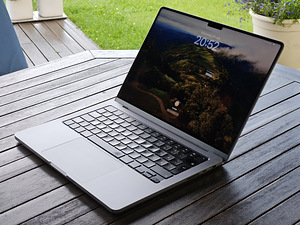 Macbook Pro M1 Pro 14" 16/512 SWE (1 foto / 4)