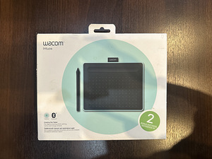 UUEVÄÄRNE Wacom Intuos S Bluetooth, roheline Graafikalaud (4 foto / 10)