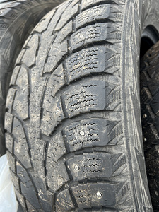 Naastrehvid Hankook WINTER I*PIKE (RW11) 255/60/R18 (5 foto / 8)