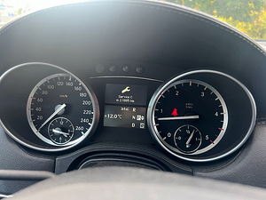 Mercedes-Benz GL 350 GL 350 BlueTEC (11 foto / 12)