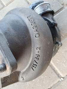 Volvo d5, 120 kw. 2001-2008 turbo (7 foto / 10)