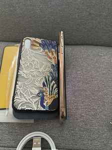 iPhone XS 64GB Gold Heas Seisukorras, Uus Aku (4 foto / 7)