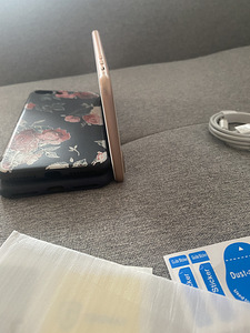 iPhone 8 Plus 64GB Gold Heas Seisukorras (6 foto / 7)
