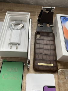 iPhone X 64GB Silver Heas Seisukorras, Uus Aku (3 foto / 7)