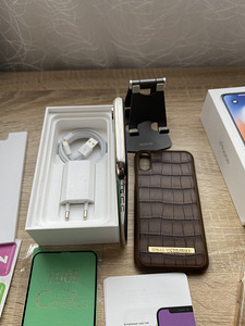 iPhone X 64GB Silver Heas Seisukorras, Uus Aku (4 foto / 7)