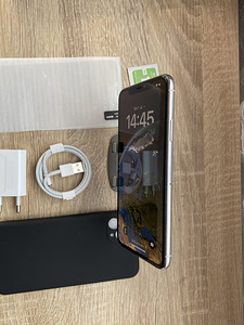 iPhone 11 Pro Max 64GB (3 фото из 6)