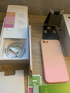 iPhone 8 64GB Heas Seisukorras, Uus Aku (5 foto / 7)