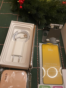 iPhone X 64GB Heas Seisukorras, Uus Aku (4 foto / 7)