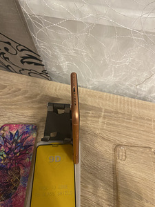 iPhone XR 64GB Heas Seisukorras (5 foto / 7)