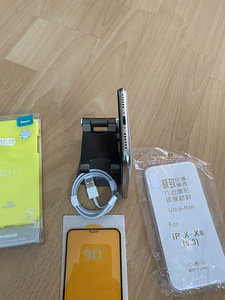 iPhone X 64GB Heas Seisukorras, Uus Aku (7 foto / 7)