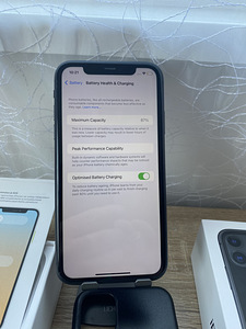 iPhone 11 64GB Heas Seisukorras (6 foto / 6)