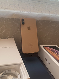 iPhone XS 64GB Heas Seisukorras, Uus Aku (2 foto / 7)
