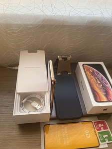 iPhone XS 64GB Heas Seisukorras, Uus Aku (4 foto / 7)