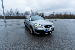 Kia Rio 1.4 71kW bensiin manuaal (3 foto / 9)