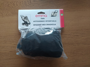 Lukuga putukavõrk kaksikute lapsevankrile (2 foto / 2)