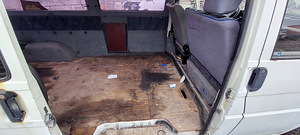 Volkswagen Transporter pikk T4 2.5 75kw (8 foto / 14)