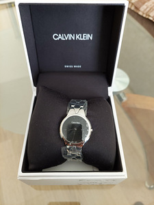 Naiste käekell DKNY Calvin Klein (7 foto / 7)