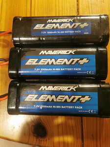 Ni-MH 3 Aku Maverick rc autole (1 foto / 1)