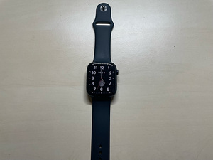 Apple Watch 7 45mm Midnight Blue (2 foto / 3)