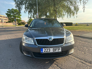 Skoda Octavia 1.2TSI 2011 (8 foto / 13)