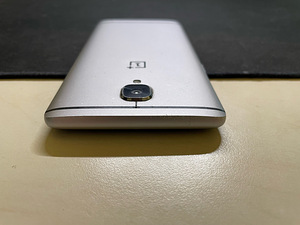OnePlus 3 varuosade jaoks (3 foto / 4)