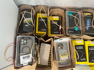 ОПТОМ! 1tk = 0.5 euro Продам 200+ чехлов на iPhone, Samsung. (2 фото из 3)