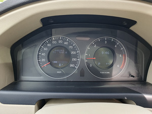 Volvo S80 2.4d 136kw (8 foto / 11)