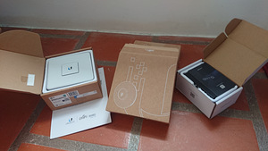 Ubiquiti USG + 2 x Unifi AP 6 Lite + EdgeRouter ER-X (3 foto / 10)