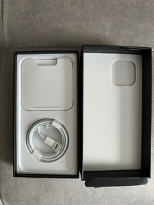 iPhone 13 Pro Max 256gb silver (2 foto / 8)
