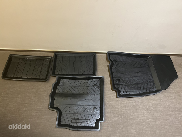Renault Arkana ORIGINAAL jalamatid KOMPLEKT (nagu UUS)