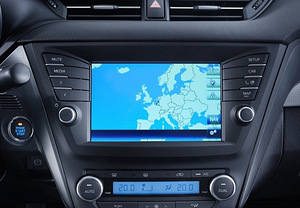 AutoRENT TOYOTA AVENSIS 2.0 DIISEL, BOLT, FORUS Takso (5 foto / 10)