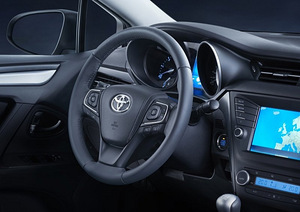 AutoRENT TOYOTA AVENSIS 2.0 DIISEL, BOLT, FORUS Takso (3 foto / 10)